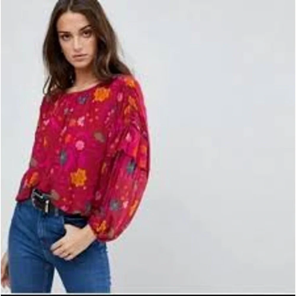 Free People Wild Honey Red Berry balloon sleeve flowy floral drop shoulder small